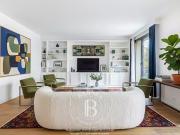 Paris 16ème Mairie Bel appartement traversant