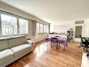 Paris 17e: Grand T2 de 56 m2, Parking et Cave