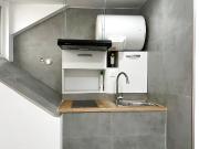 PARIS 17e Rue Berzelius F1 bis 20,93 m2 Rez de cour Cave...