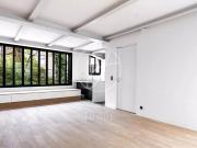 Paris 18e CITÉ DU MIDI / PIGALLE Appartement à louer 4...