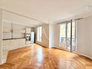 PARIS 18e MARCADET / SQUARE CARPEAUX 80m²