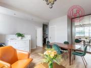 Paris 19ème BUTTE BERGEYRE Joli 2 pièces