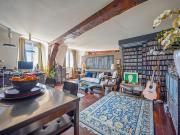 Paris 2 Dernier étage 3 pièces 65 m² au sol 60 m² loi...