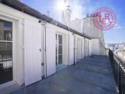 PARIS 2e Montorgueil 4 pièces Ascenseur et terrasse