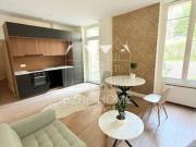 Paris 5e 41 m2 refaits à neuf sur cour, entre Port Royal e