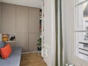 Paris 7 Champ de Mars Studio en dernier étage Ascenseur...