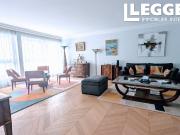 Appartement familial / 6 pieces de 163 m2 entièrement... Appartement familial / 6 pieces de 163 m2 entièrement...