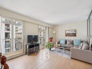 Paris 7 Saint Thomas d'Aquin Spacieux deux pièces...