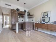 PARIS 8 CHAMPS ELYSEES Appartement deux pièces...