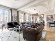 PARIS 8 ETOILE Appartement 5 pièces de 192m²