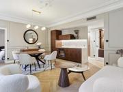 Paris 8? | Les Jardins de Friedland | Havre de paix |...