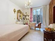 PARIS 8e – Alma / George V – Charmant T1 idéalement situé