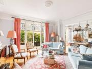 Paris 8è faubourg Saint Honoré / Hoche 5ème étage avec...