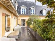 Paris 8è Triangle d'or Appartement au 5è étage avec...