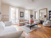 PARIS 9 –TRUDAINE APPARTEMENT 5 PIECES 137M2 CARREZ