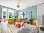 PARIS 9ème RUE DE TREVISE 2ème ETAGE ASC 4 CHAMBRES...