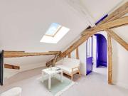 Paris Paris 75002 98402900