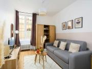 Paris Paris 75009 98889230