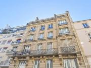 Paris VI Rez de jardin avec cour 23 m2 2 pièces 38,43 m2 I