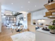 Paris VII 2/3 pièces rénové en duplex avec ascenseur Invalid