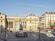 Paris VIIe Place du Palais Bourbon idéal pied à terre...