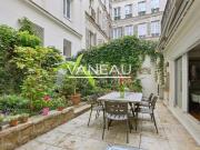 Paris VIIIe Duplex de six pièces avec grande terrasse...