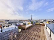Paris VIIIe Place François 1er Penthouse avec Vue