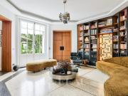 Paris VIIIe Quartier de l'Europe pied à terre...