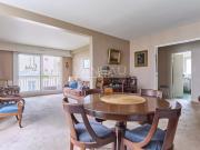 PARIS XV 4 pièces Balcons grand parking inclus