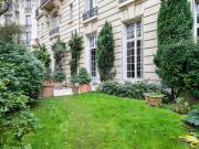 Paris XVIe Georges Mandel Elégant rez de jardin 202m²...