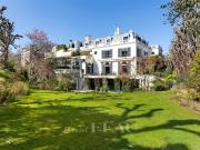 Paris XVIe Hôtel Particulier, 1388 m² avec jardin de... Paris XVIe Hôtel Particulier, 1388 m² avec jardin de...