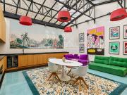 Paris XVIe Muette Maison rénovée avec rooftop Vue déga....