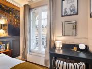 ✨Parisian style luxury Apartment • Montmartre ✨, Paris...