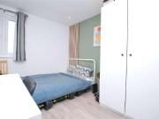 Park Barn Drive, Guildford, Surrey, GU2 Park Barn Drive, Guildford, Surrey, GU2