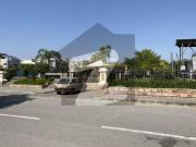 Park face plot is for sale