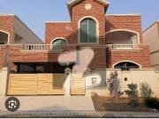 Park Facing, Right Next To Market Area And Colony...