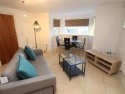 Park Lane, Roundhay LS8, 2 bed flat to rent, £1,100 pcm...