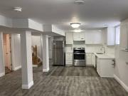 Park Rd N Rossland Rd W Basement U Oshawa ON L1J 3E5 2...