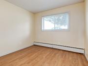 Park Royal Manor 1 Bedroom Apartment for Rent at 4514 48...