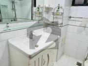 Park Tower 2 Bed Room 3 Washroom Flat For Rent Real Pic... Park Tower 2 Bed Room 3 Washroom Flat For Rent Real Pic...