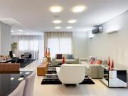 Park Way: Casa com 3 Suítes, Lazer Completo e 2.000m² de...