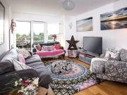 Park Way, Newbury, Berkshire RG14, 2 bedroom flat to...