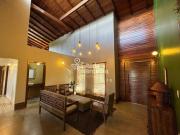 Park Way quadra 17 casa 3 quartos suítes e 1 escritório... Park Way quadra 17 casa 3 quartos suítes e 1 escritório...