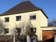 Parkblick vorne, Garten Idyll hinten: Freistehendes Haus...