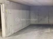 parking proche centre ville/théâtre/bord de Loire