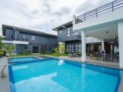 Parkridge Estate Valley Golf 5 Bedroom Modern House with...