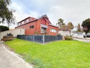 Parkside Corner Block/Spacious 4B2.5B House