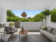 Parkside Living in One of Bulimba's Most Exclusive...