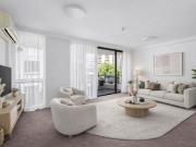 Parkside Living Opposite Hyde Park | Refreshed Interiors...