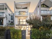 Parkside Paradise! Parkside Paradise!